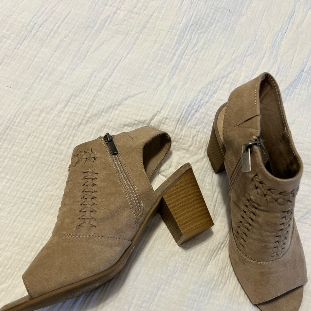 Francesca’s Heels